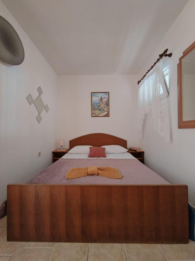 Apartments Turan Centrally Located With Free Parking Igrane Exteriér fotografie
