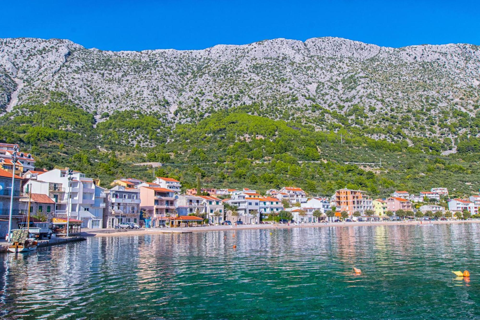 Apartments Turan Centrally Located With Free Parking Igrane Exteriér fotografie
